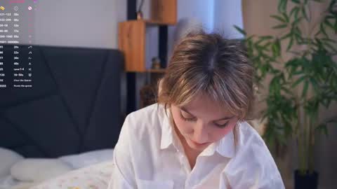 Snapshot of pinkncrazy chatting on February 20, 7:34 am HERES ALICE WELCOME EVERYONE LOVENSE DOMI REACT TO YOUR TIPS LETS MAKE A GREAT SHOW TOGETHER online show from February 20, 7:34 am