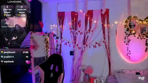 Snapshot of pinkpantherr_ chatting on February 8, 11:12 am Sarah .. online show from February 8, 11:12 am