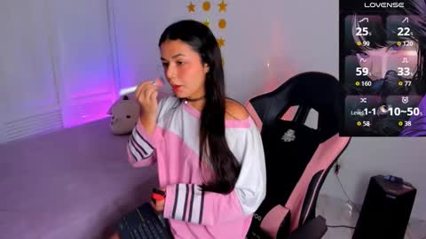 Snapshot of pinkpantherr_ chatting on November 23, 7:02 pm Sarah .. online show from November 23, 7:02 pm