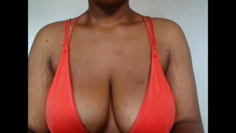 Snapshot of pinkxsugar chatting on July 2, 7:25 am pinkxsugar online show from July 2, 7:25 am