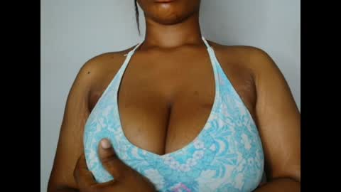 Snapshot of pinkxsugar chatting on July 18, 5:44 am pinkxsugar online show from July 18, 5:44 am