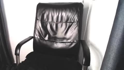 Snapshot of pinky_pussy68635 chatting on September 22, 8:05 am Arena online show from September 22, 8:05 am