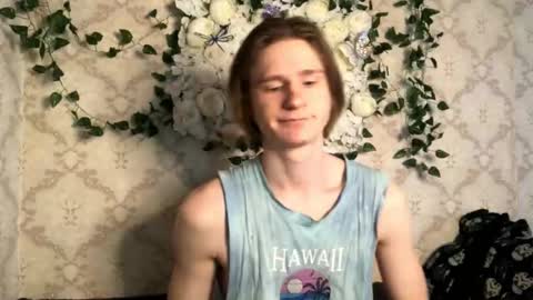 Snapshot of pinochetti chatting on March 2, 11:06 am Incubus online show from March 2, 11:06 am