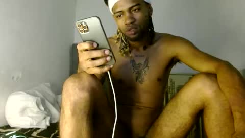 pinocho__ online show from May 20, 7:03 am