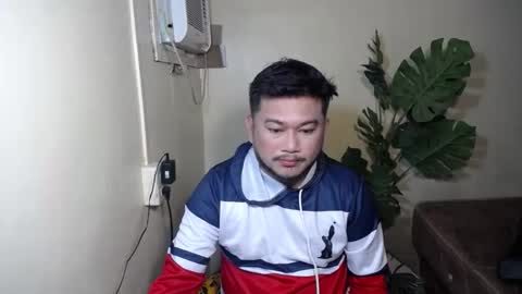 pinoy041087 online show from October 25, 6:21 am