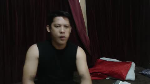 Snapshot of pinoy_bigcummer chatting on February 17, 9:17 am pinoy_bigcummer online show from February 17, 9:17 am