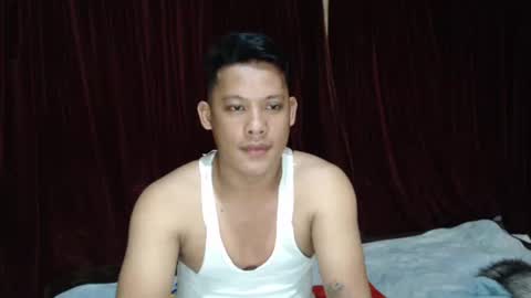 Snapshot of pinoy_bigcummer chatting on February 22, 4:13 am pinoy_bigcummer online show from February 22, 4:13 am