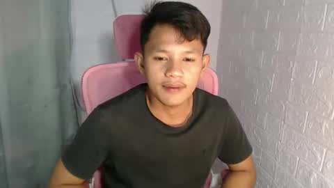 roy online show from April 12, 2:44 pm