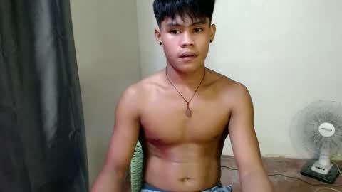 pinoy_shyboy69 online show from April 6, 12:28 pm
