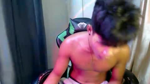 pinoy_shyboy69 online show from April 14, 3:29 pm