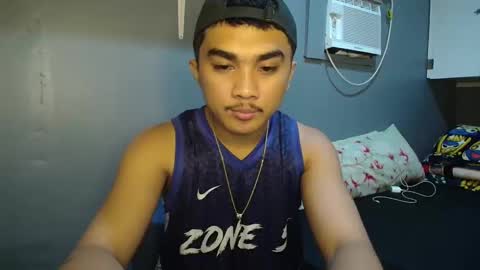 Snapshot of pinoyadriannexxx chatting on December 21, 10:44 am Adrianne online show from December 21, 10:44 am