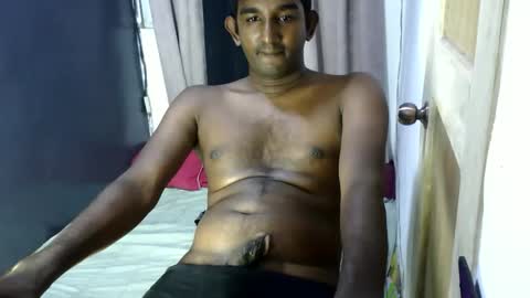 rayvienn online show from March 23, 1:48 pm