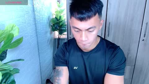 ethan online show from December 22, 12:46 pm