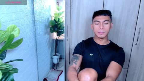 ethan online show from December 23, 1:47 am