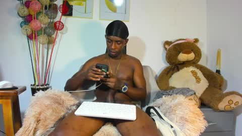 P I P E - M O NS T E R C O C K online show from April 15, 7:58 pm