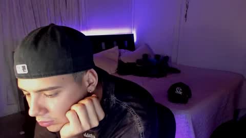 Snapshot of piperodriguez_ chatting on January 18, 4:04 am Pipe Rodriguez online show from January 18, 4:04 am