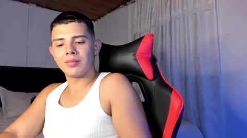 Snapshot of piperodriguez_ chatting on February 23, 10:17 am Pipe Rodriguez online show from February 23, 10:17 am