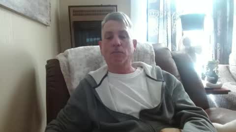 Snapshot of pirate334 chatting on January 2, 5:07 pm pirate334 online show from January 2, 5:07 pm