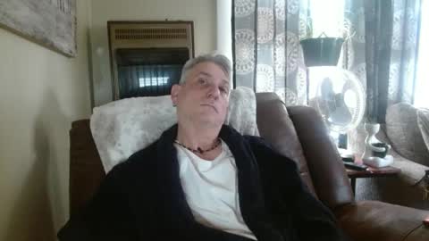 Snapshot of pirate334 chatting on January 18, 7:37 pm pirate334 online show from January 18, 7:37 pm