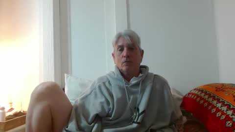 pirate334 online show from April 11, 2:49 am