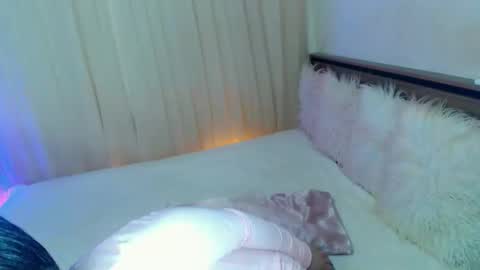 Ari online show from February 24, 7:06 am