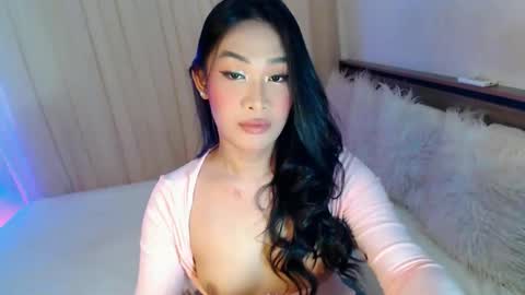 Ari online show from April 5, 3:09 pm