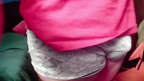 Snapshot of pisceslost chatting on October 31, 11:50 pm pisceslost online show from October 31, 11:50 pm