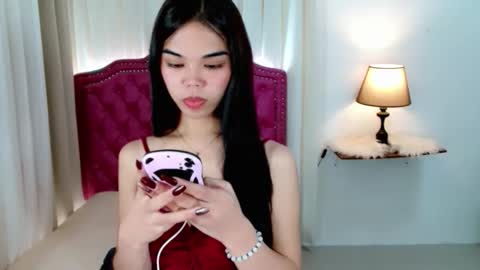 The Girl Named Eyve online show from March 31, 1:33 pm