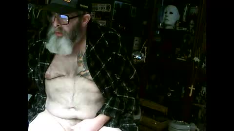 Snapshot of pitman1 chatting on March 12, 12:57 pm PitMan1 online show from March 12, 12:57 pm