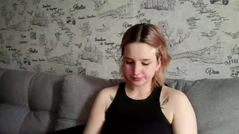 Caroline online show from April 18, 4:16 am