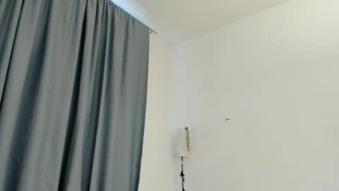 Charlie Quinn online show from April 4, 1:08 pm