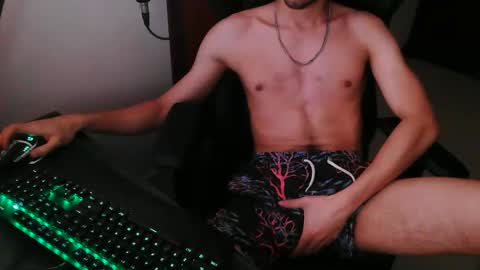 pixelsin online show from November 6, 3:07 am