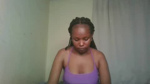 Snapshot of pixie_roman chatting on December 8, 9:13 am Majesty online show from December 8, 9:13 am