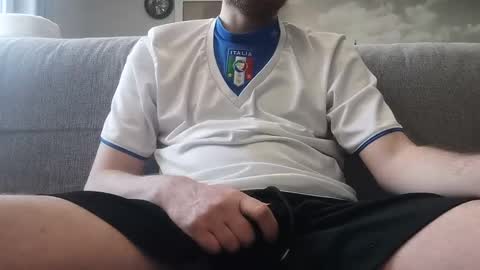 Snapshot of pladplad chatting on December 11, 10:14 am PLADPLAS online show from December 11, 10:14 am