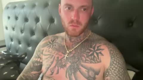 Snapshot of platinum_338 chatting on September 10, 7:58 pm platinum_338 online show from September 10, 7:58 pm