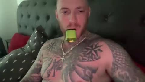 Snapshot of platinum_338 chatting on November 22, 5:01 pm platinum_338 online show from November 22, 5:01 pm