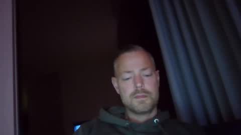 Snapshot of platugle chatting on November 7, 6:08 pm platugle online show from November 7, 6:08 pm