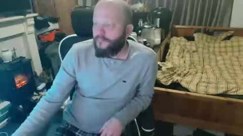 playboy_horny online show from April 2, 9:01 pm