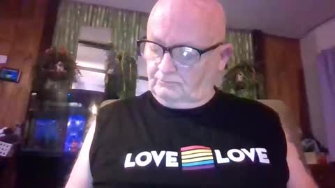 chaz online show from April 6, 3:04 am