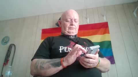 chaz online show from April 13, 11:43 pm