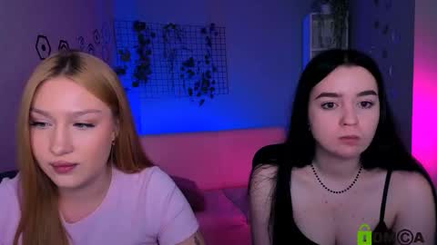 Sophie online show from March 18, 8:45 pm