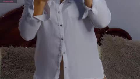 PlayfulNicole online show from December 19, 5:58 am