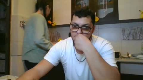 Snapshot of pleas3s_sweet chatting on January 22, 8:28 pm pleas3s_sweet online show from January 22, 8:28 pm