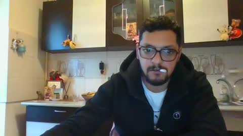 Snapshot of pleas3s_sweet chatting on January 26, 5:56 am pleas3s_sweet online show from January 26, 5:56 am