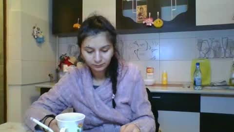 Snapshot of pleas3s_sweet chatting on February 20, 3:45 am pleas3s_sweet online show from February 20, 3:45 am