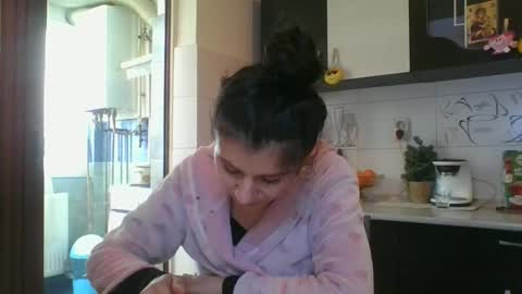 Snapshot of pleas3s_sweet chatting on March 2, 9:10 am pleas3s_sweet online show from March 2, 9:10 am