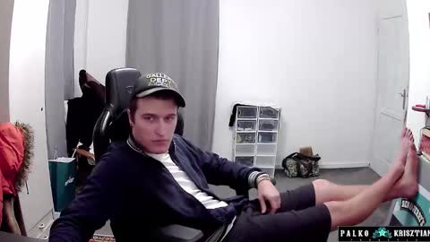 plkrisztian online show from February 14, 6:48 pm