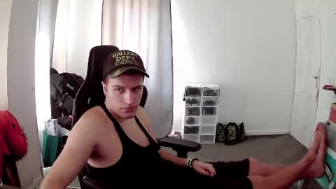 plkrisztian online show from April 7, 2:06 pm