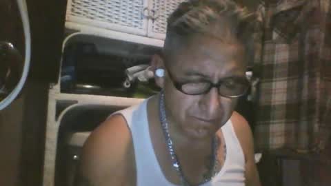 Snapshot of plmbrob chatting on December 2, 12:40 pm plmbrob online show from December 2, 12:40 pm