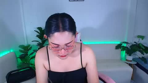 Ploysai online show from October 15, 2:44 am